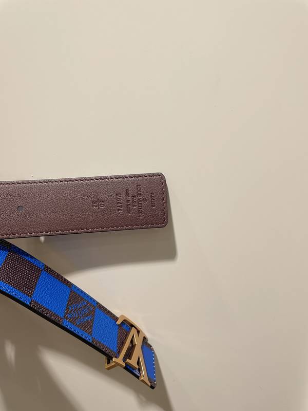 Louis Vuitton 40MM Belt LVB00341